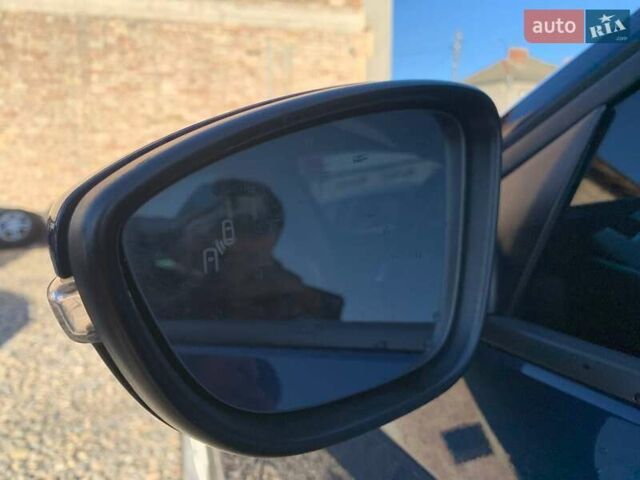 Фольксваген Пассат 2018 у Коломые на Automoto.ua Синій Фольксваген Пассат, об'ємом двигуна 1.98 л та пробігом 140 тис. км за 13699 $, фото 24 на Automoto.ua