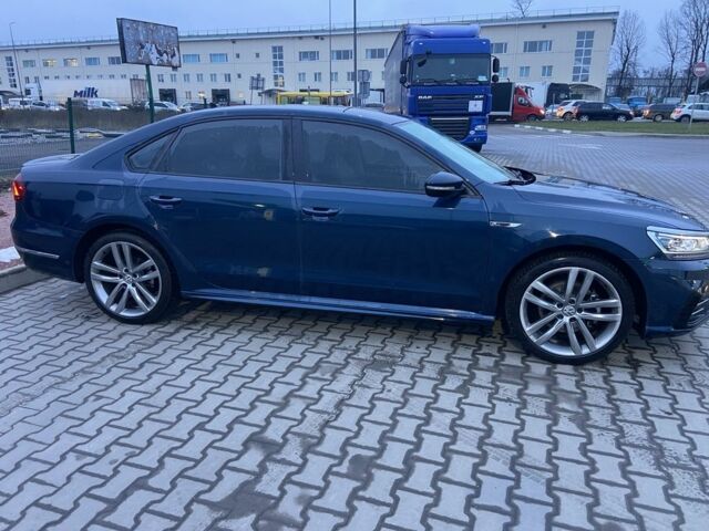 Синий Фольксваген Пассат, объемом двигателя 2 л и пробегом 145 тыс. км за 14300 $, фото 4 на Automoto.ua