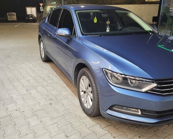 Синий Фольксваген Пассат, объемом двигателя 1.97 л и пробегом 81 тыс. км за 21999 $, фото 8 на Automoto.ua