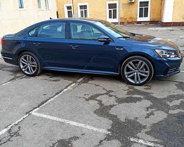 Синий Фольксваген Пассат, объемом двигателя 2 л и пробегом 71 тыс. км за 16500 $, фото 10 на Automoto.ua