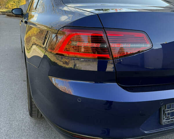 Синий Фольксваген Пассат, объемом двигателя 1.97 л и пробегом 227 тыс. км за 20500 $, фото 9 на Automoto.ua