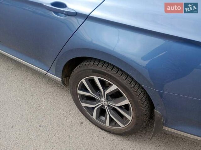 Синій Фольксваген Пассат, об'ємом двигуна 1.8 л та пробігом 300 тис. км за 15500 $, фото 27 на Automoto.ua
