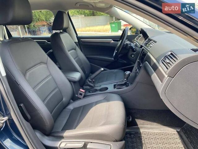 Синий Фольксваген Пассат, объемом двигателя 1.98 л и пробегом 63 тыс. км за 16800 $, фото 28 на Automoto.ua