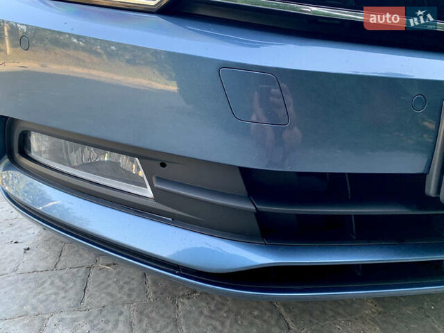 Синий Фольксваген Пассат, объемом двигателя 2 л и пробегом 113 тыс. км за 20800 $, фото 13 на Automoto.ua