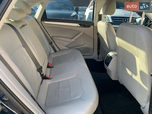 Фольксваген Пассат 2018 у Коломые на Automoto.ua Синій Фольксваген Пассат, об'ємом двигуна 1.98 л та пробігом 140 тис. км за 13699 $, фото 14 на Automoto.ua