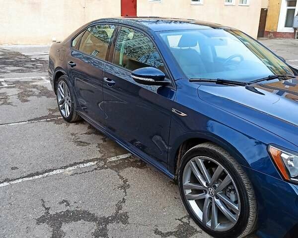 Синий Фольксваген Пассат, объемом двигателя 2 л и пробегом 71 тыс. км за 16500 $, фото 7 на Automoto.ua