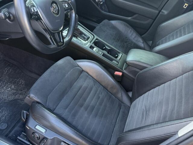 Синій Фольксваген Пассат, об'ємом двигуна 2 л та пробігом 226 тис. км за 20500 $, фото 19 на Automoto.ua