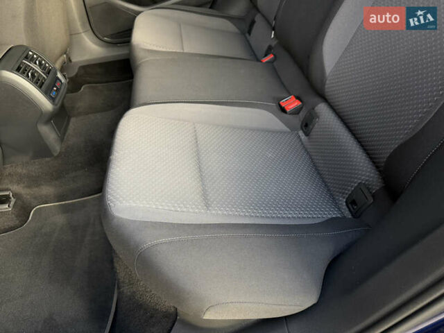 Синий Фольксваген Пассат, объемом двигателя 1.97 л и пробегом 55 тыс. км за 22000 $, фото 28 на Automoto.ua