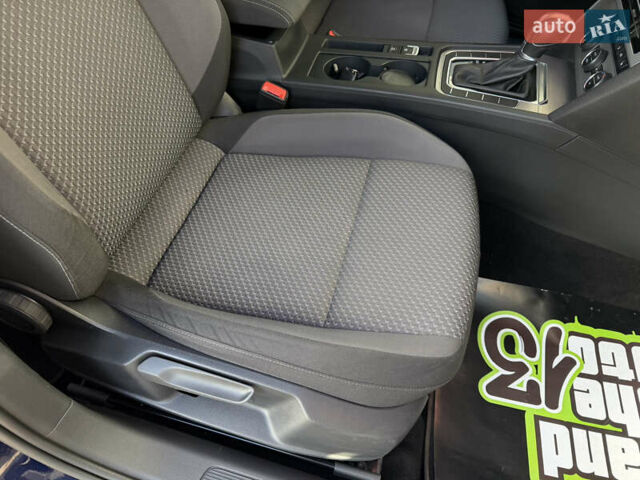 Синий Фольксваген Пассат, объемом двигателя 1.97 л и пробегом 55 тыс. км за 22000 $, фото 26 на Automoto.ua