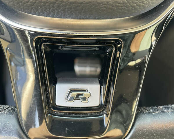 Синий Фольксваген Пассат, объемом двигателя 1.98 л и пробегом 89 тыс. км за 19300 $, фото 14 на Automoto.ua