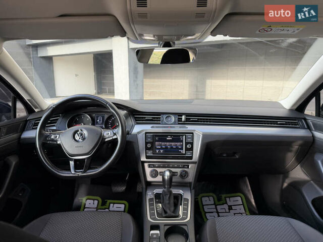 Синий Фольксваген Пассат, объемом двигателя 1.97 л и пробегом 55 тыс. км за 22000 $, фото 8 на Automoto.ua