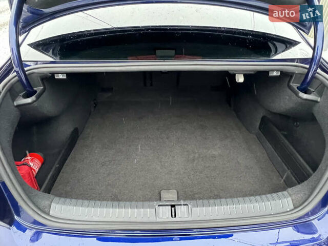 Синий Фольксваген Пассат, объемом двигателя 2 л и пробегом 332 тыс. км за 16599 $, фото 49 на Automoto.ua