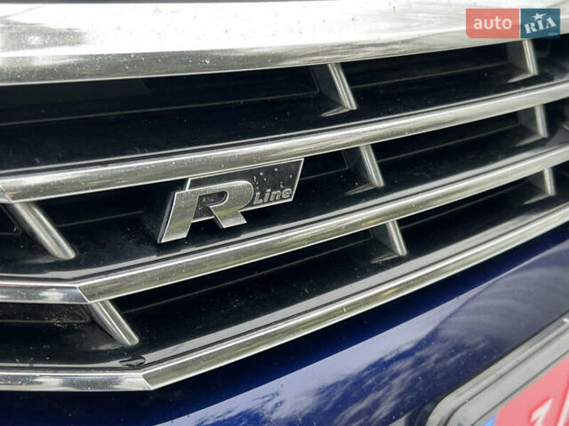 Синий Фольксваген Пассат, объемом двигателя 2 л и пробегом 332 тыс. км за 16599 $, фото 10 на Automoto.ua