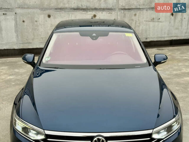 Синий Фольксваген Пассат, объемом двигателя 2 л и пробегом 249 тыс. км за 23300 $, фото 12 на Automoto.ua