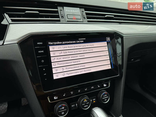 Синий Фольксваген Пассат, объемом двигателя 2 л и пробегом 249 тыс. км за 23300 $, фото 57 на Automoto.ua