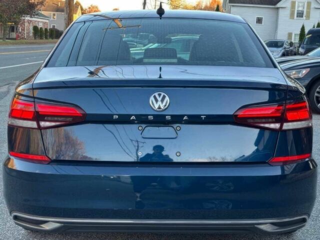Синий Фольксваген Пассат, объемом двигателя 2 л и пробегом 39 тыс. км за 10400 $, фото 5 на Automoto.ua