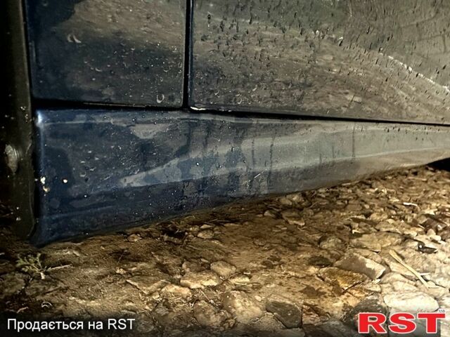 Синій Фольксваген Пассат, об'ємом двигуна 2 л та пробігом 101 тис. км за 16300 $, фото 7 на Automoto.ua