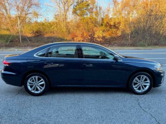 Синий Фольксваген Пассат, объемом двигателя 2 л и пробегом 39 тыс. км за 10400 $, фото 3 на Automoto.ua