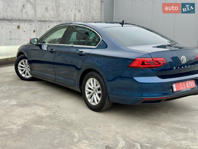 Синий Фольксваген Пассат, объемом двигателя 2 л и пробегом 249 тыс. км за 23300 $, фото 22 на Automoto.ua