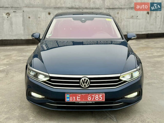 Синий Фольксваген Пассат, объемом двигателя 2 л и пробегом 249 тыс. км за 23300 $, фото 11 на Automoto.ua