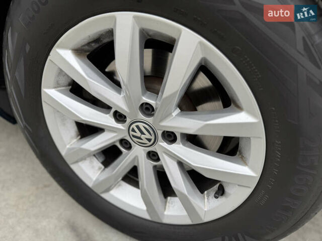 Синий Фольксваген Пассат, объемом двигателя 2 л и пробегом 249 тыс. км за 23300 $, фото 84 на Automoto.ua