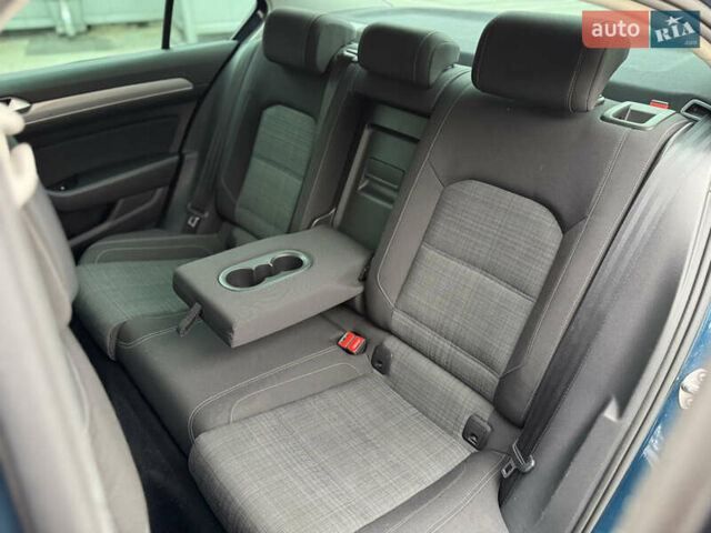 Синий Фольксваген Пассат, объемом двигателя 2 л и пробегом 249 тыс. км за 23300 $, фото 41 на Automoto.ua