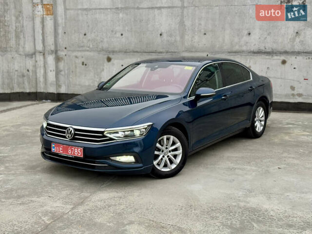 Синий Фольксваген Пассат, объемом двигателя 2 л и пробегом 249 тыс. км за 23300 $, фото 6 на Automoto.ua