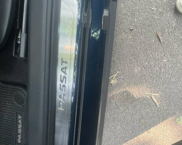 Синій Фольксваген Пассат, об'ємом двигуна 1.98 л та пробігом 62 тис. км за 22800 $, фото 24 на Automoto.ua