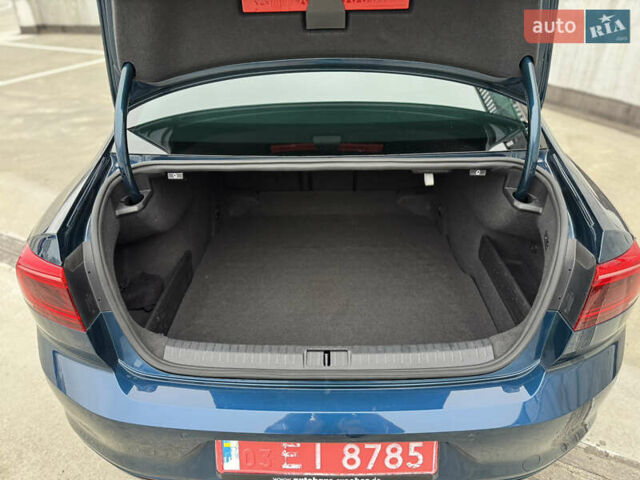 Синий Фольксваген Пассат, объемом двигателя 2 л и пробегом 249 тыс. км за 23300 $, фото 73 на Automoto.ua