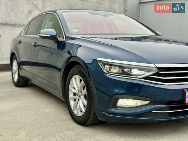 Синий Фольксваген Пассат, объемом двигателя 2 л и пробегом 249 тыс. км за 23300 $, фото 10 на Automoto.ua