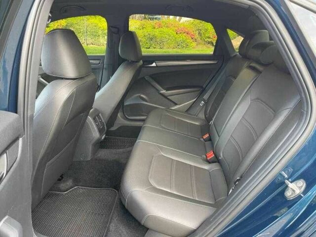 Фольксваген Пассат 2021 в Львове на Automoto.ua Синий Фольксваген Пассат, объемом двигателя 2 л и пробегом 66 тыс. км за 4500 $, фото 12 на Automoto.ua