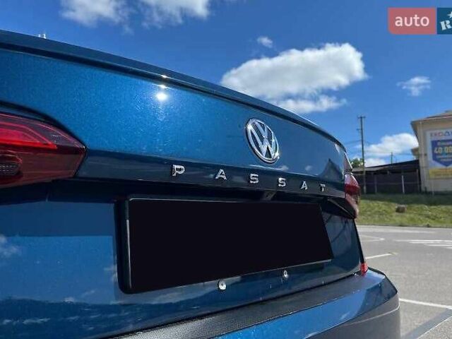 Фольксваген Пассат 2021 в Львове на Automoto.ua Синий Фольксваген Пассат, объемом двигателя 1.98 л и пробегом 37 тыс. км за 25000 $, фото 14 на Automoto.ua