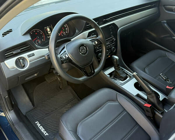 Синій Фольксваген Пассат, об'ємом двигуна 1.98 л та пробігом 122 тис. км за 18200 $, фото 20 на Automoto.ua