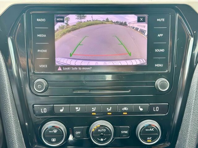 Синий Фольксваген Пассат, объемом двигателя 2 л и пробегом 29 тыс. км за 8900 $, фото 10 на Automoto.ua