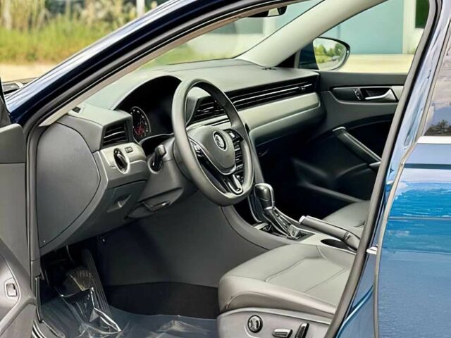 Синий Фольксваген Пассат, объемом двигателя 2 л и пробегом 29 тыс. км за 8900 $, фото 8 на Automoto.ua