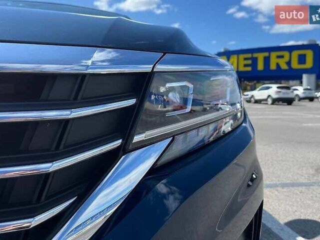 Фольксваген Пассат 2021 в Львове на Automoto.ua Синий Фольксваген Пассат, объемом двигателя 1.98 л и пробегом 37 тыс. км за 25000 $, фото 4 на Automoto.ua