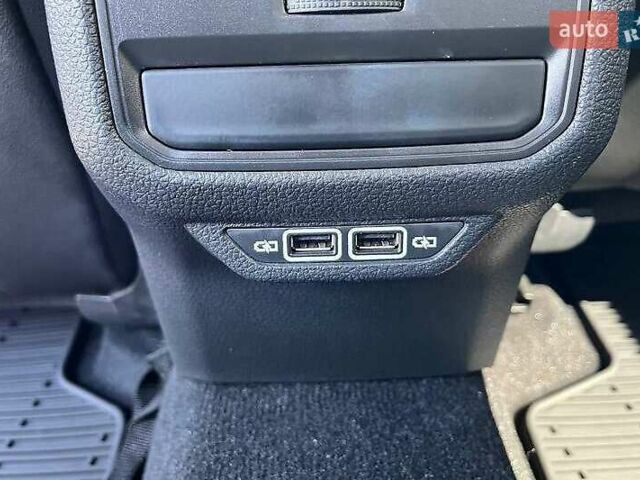 Фольксваген Пассат 2021 в Львове на Automoto.ua Синий Фольксваген Пассат, объемом двигателя 1.98 л и пробегом 37 тыс. км за 25000 $, фото 29 на Automoto.ua