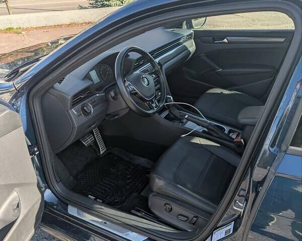 Синій Фольксваген Пассат, об'ємом двигуна 0 л та пробігом 100 тис. км за 19500 $, фото 10 на Automoto.ua