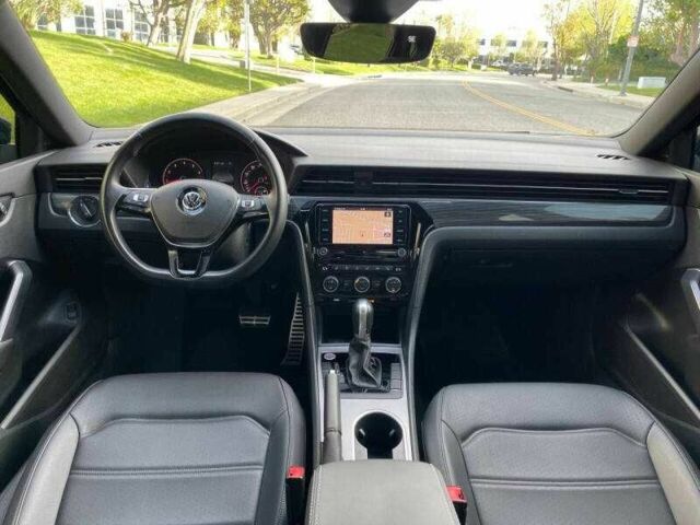 Фольксваген Пассат 2021 в Львове на Automoto.ua Синий Фольксваген Пассат, объемом двигателя 2 л и пробегом 66 тыс. км за 4500 $, фото 9 на Automoto.ua