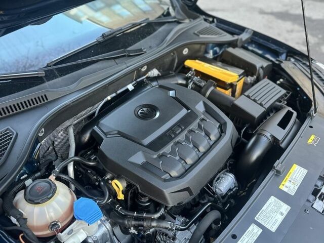 Синий Фольксваген Пассат, объемом двигателя 2 л и пробегом 140 тыс. км за 18100 $, фото 7 на Automoto.ua