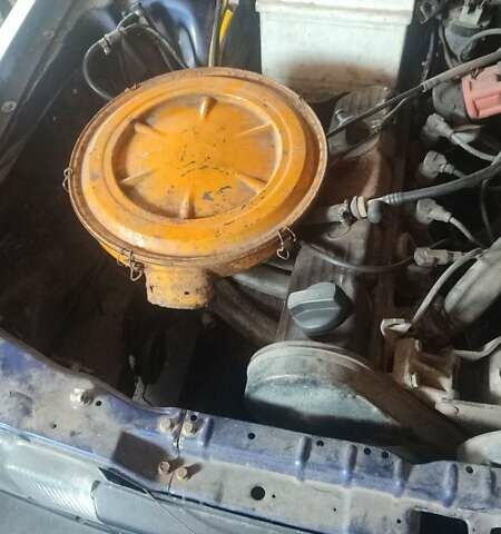 Синий Фольксваген Пассат, объемом двигателя 2 л и пробегом 231 тыс. км за 2100 $, фото 13 на Automoto.ua