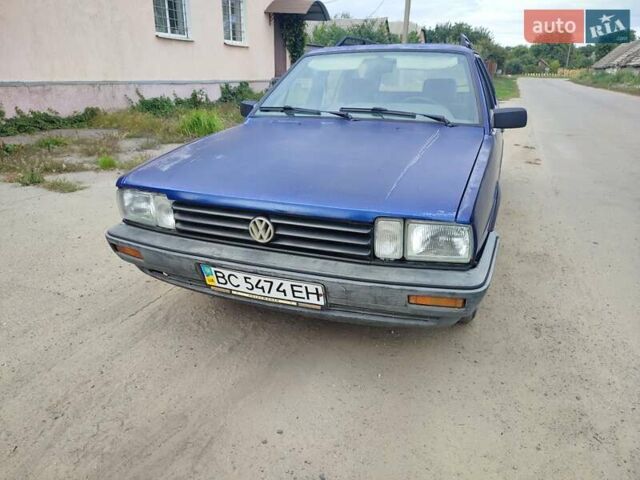 Синий Фольксваген Пассат, объемом двигателя 2 л и пробегом 231 тыс. км за 2100 $, фото 3 на Automoto.ua