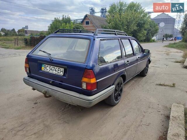 Синий Фольксваген Пассат, объемом двигателя 2 л и пробегом 231 тыс. км за 2100 $, фото 6 на Automoto.ua