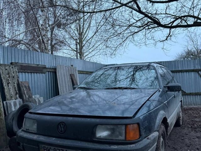 Синій Фольксваген Пассат, об'ємом двигуна 1.8 л та пробігом 55 тис. км за 662 $, фото 3 на Automoto.ua