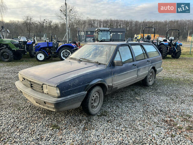 Синий Фольксваген Пассат, объемом двигателя 1.8 л и пробегом 400 тыс. км за 600 $, фото 1 на Automoto.ua