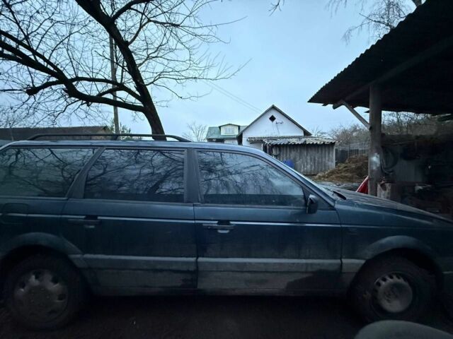 Синій Фольксваген Пассат, об'ємом двигуна 1.8 л та пробігом 55 тис. км за 662 $, фото 4 на Automoto.ua