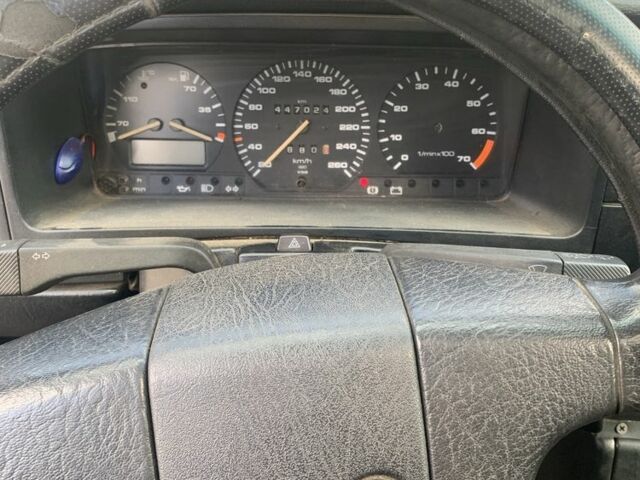 Синій Фольксваген Пассат, об'ємом двигуна 1.8 л та пробігом 447 тис. км за 1900 $, фото 10 на Automoto.ua