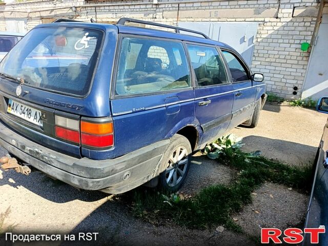 Синий Фольксваген Пассат, объемом двигателя 1.8 л и пробегом 0 тыс. км за 1500 $, фото 4 на Automoto.ua