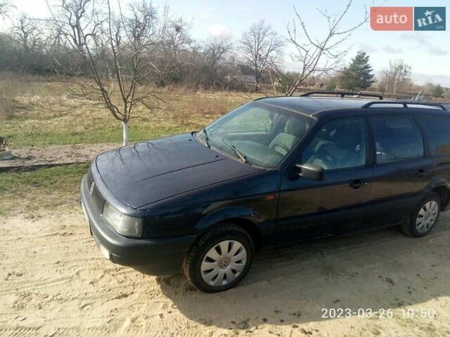 Синій Фольксваген Пассат, об'ємом двигуна 1.8 л та пробігом 100 тис. км за 2500 $, фото 1 на Automoto.ua