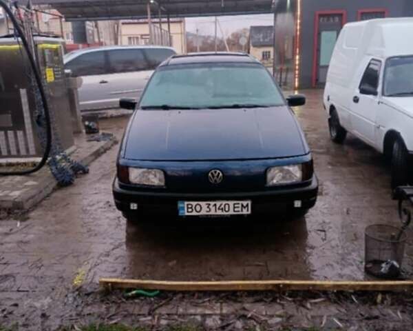 Синий Фольксваген Пассат, объемом двигателя 1.8 л и пробегом 420 тыс. км за 1500 $, фото 4 на Automoto.ua